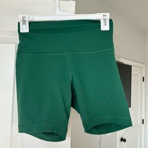 Lululemon Athletica Forest Green Biker Shorts Wunder Under 6’